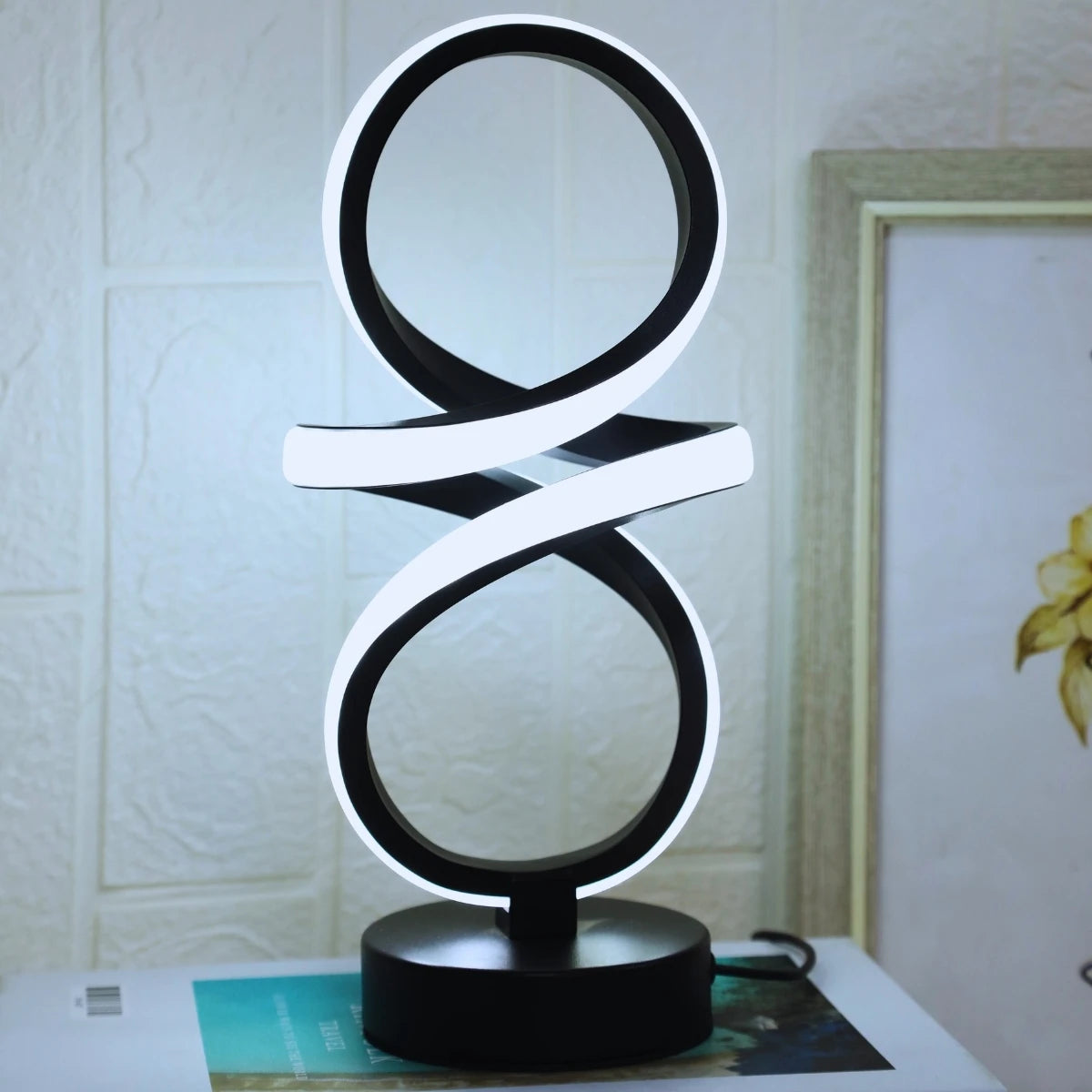 Modern LED table lamp light