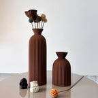 2-Piece Set of Wavy Pattern Art Dry Vase